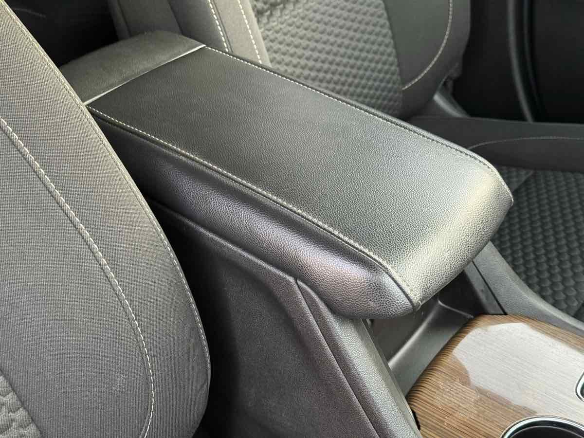 2019 Gmc Acadia SLE photo 29