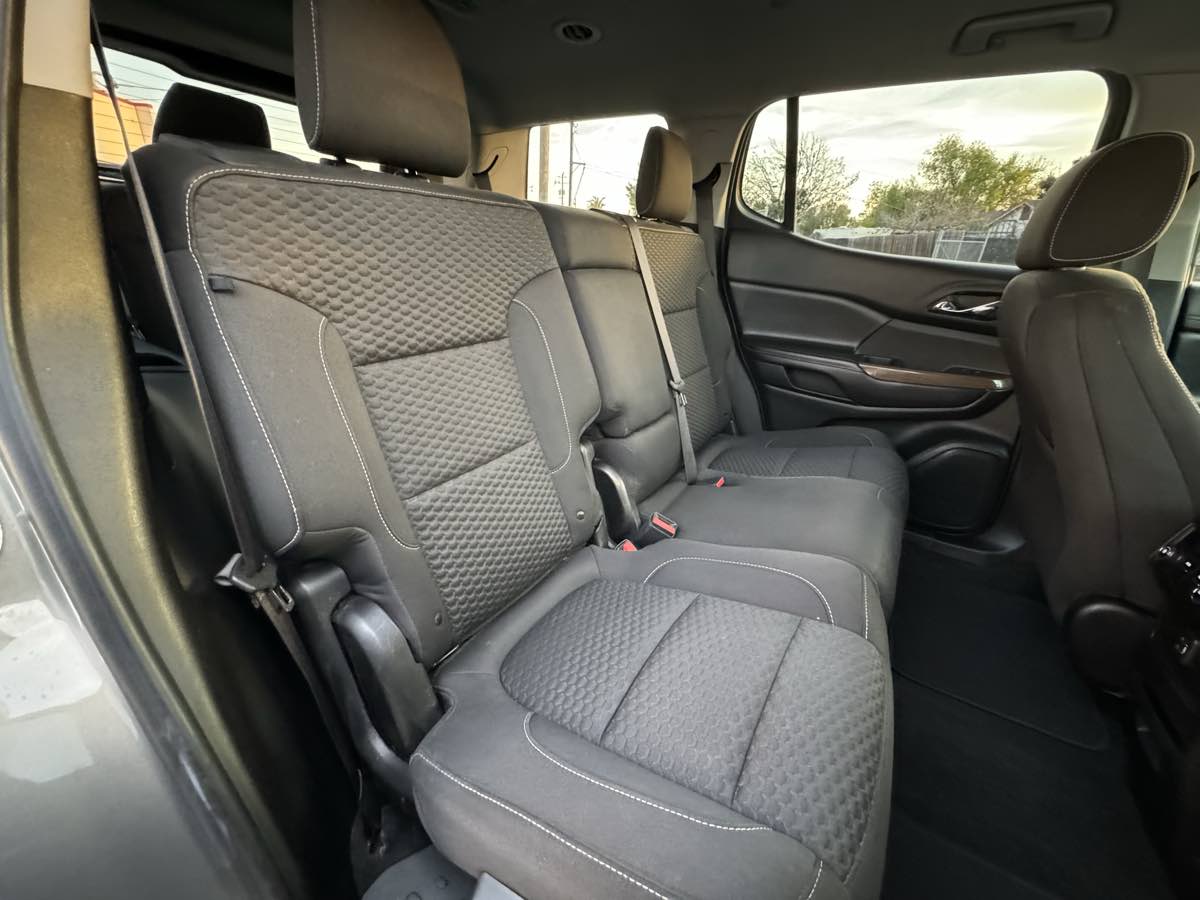 2019 Gmc Acadia SLE photo 33