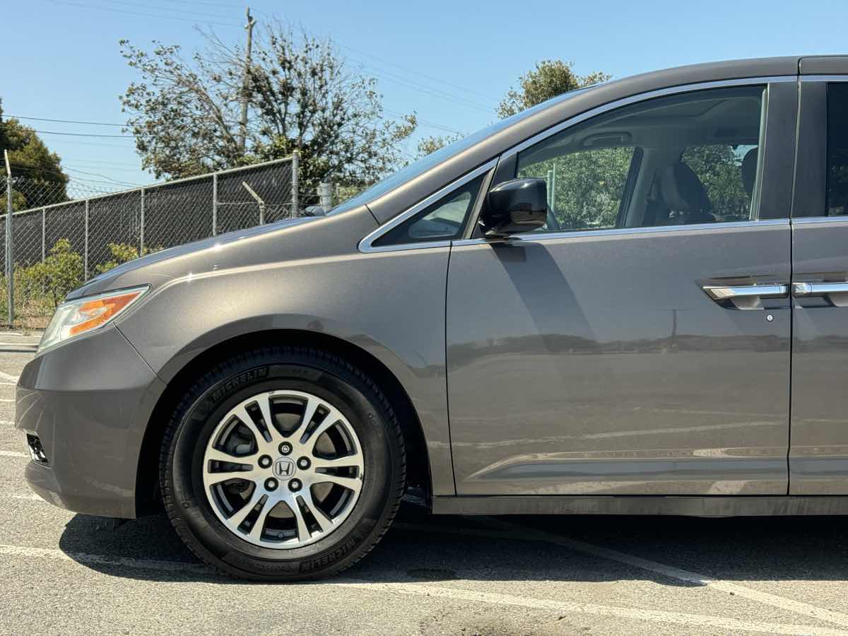 Sold 2013 Honda Odyssey EX-L in Salinas