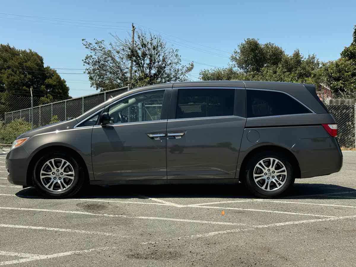 Sold 2013 Honda Odyssey EX-L in Salinas - Main Image