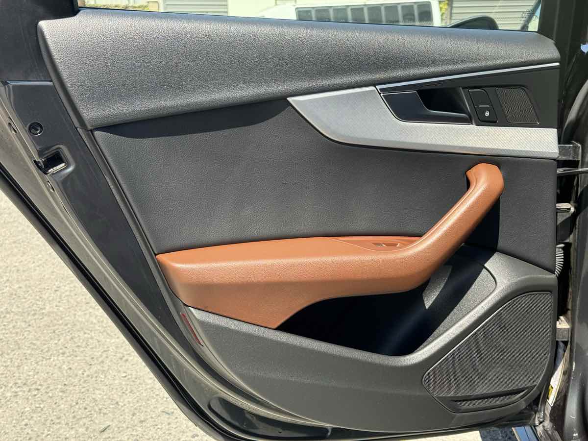 2018 Audi A4 Premium photo 22