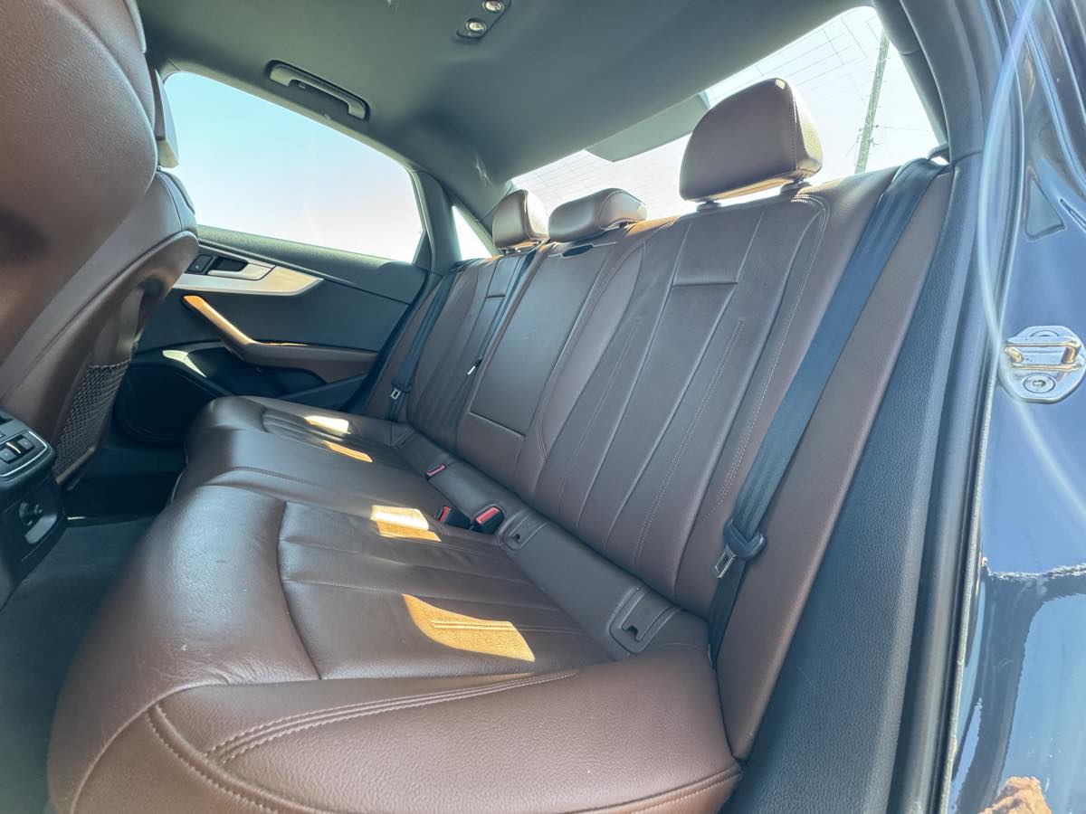 2018 Audi A4 Premium photo 27