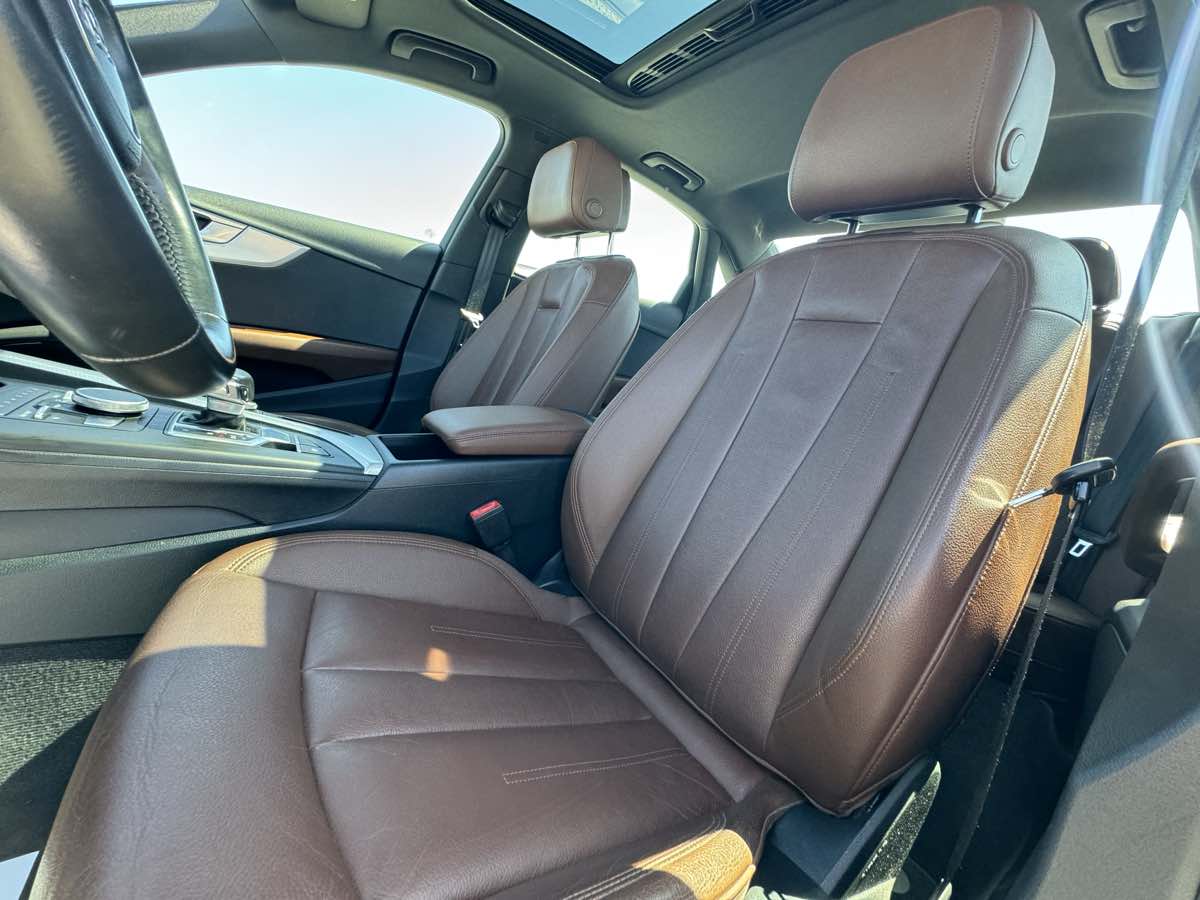 2018 Audi A4 Premium photo 28