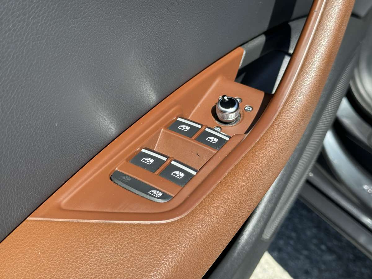 2018 Audi A4 Premium photo 29