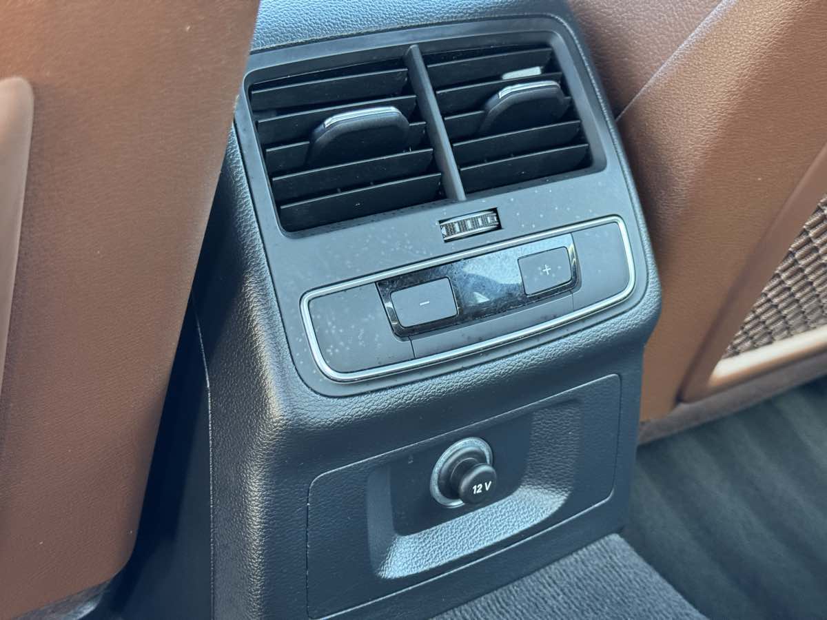 2018 Audi A4 Premium photo 45