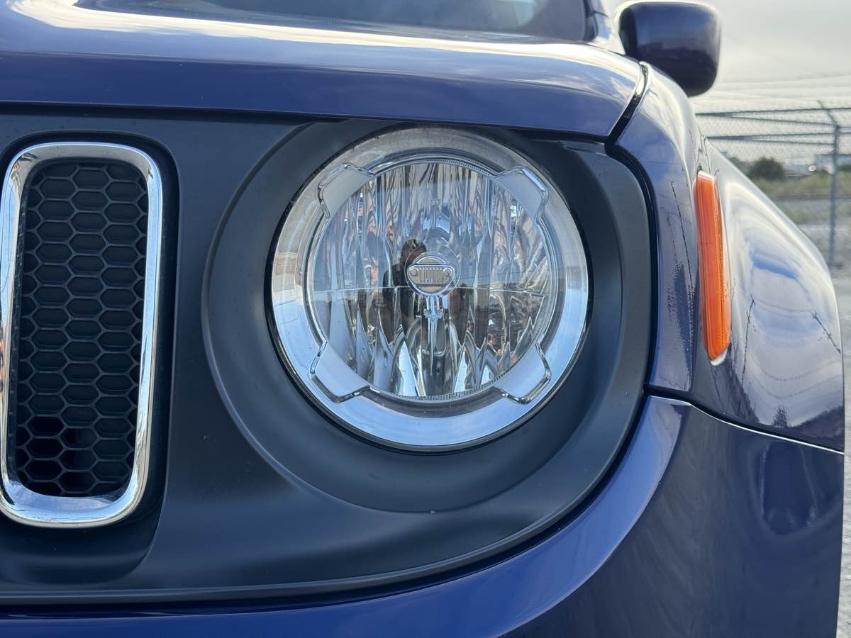 2018 Jeep Renegade Latitude North Edition photo 13