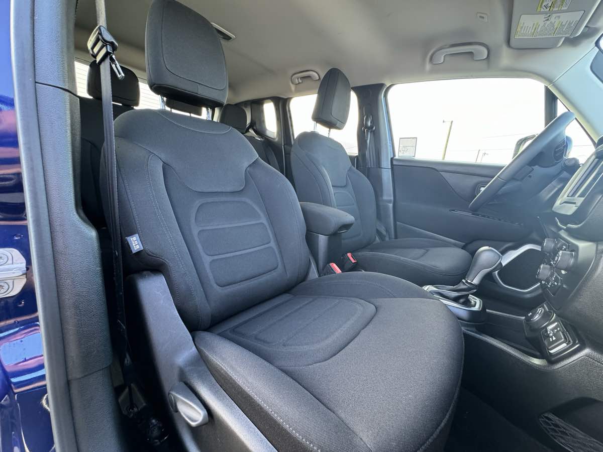 2018 Jeep Renegade Latitude North Edition photo 27