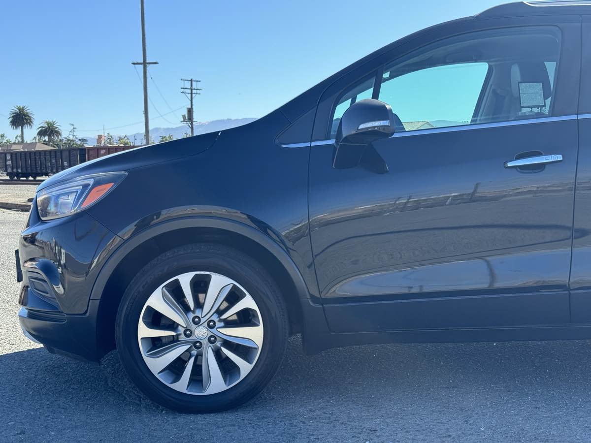 2017 Buick Encore Preferred photo 2