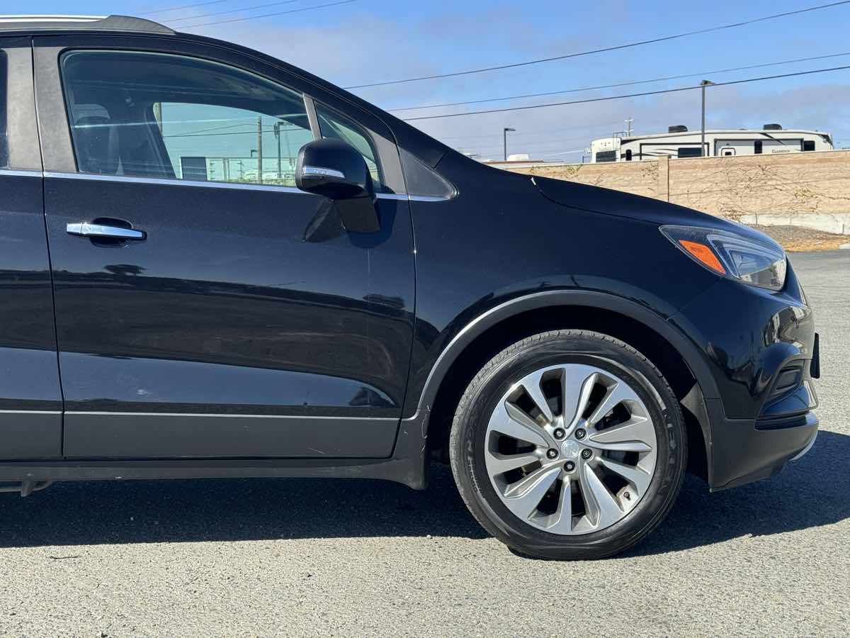 2017 Buick Encore Preferred photo 9