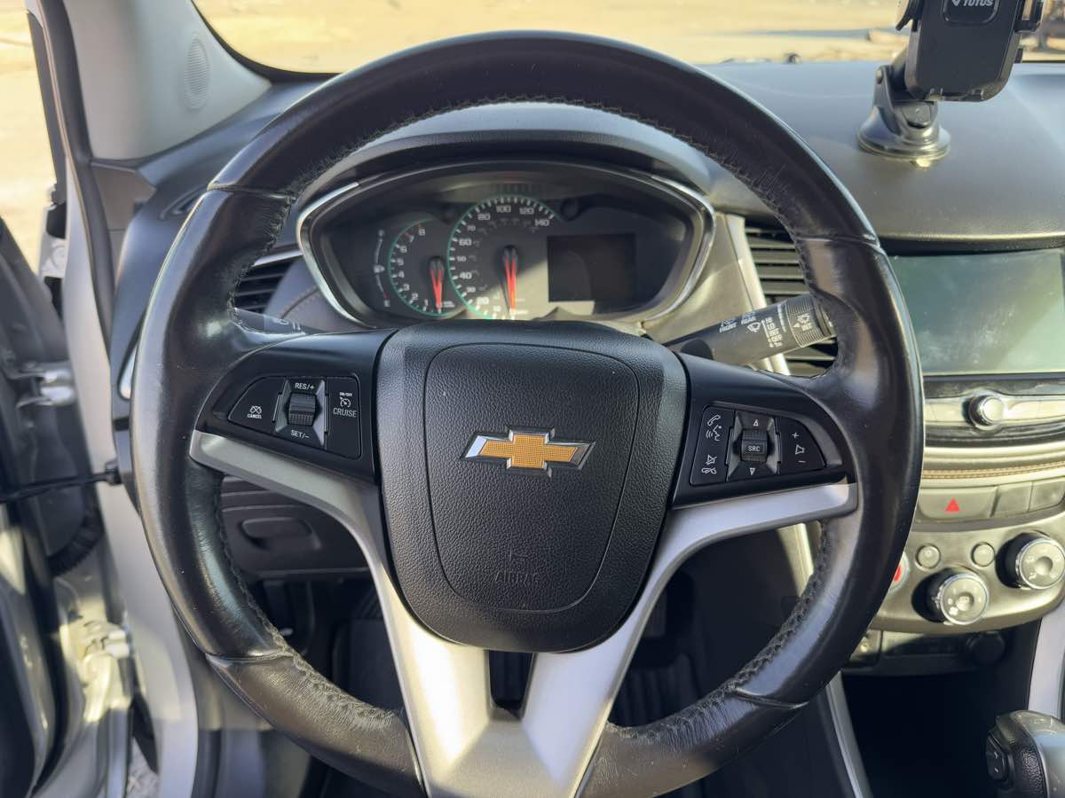 2019 Chevrolet Trax LT photo 34