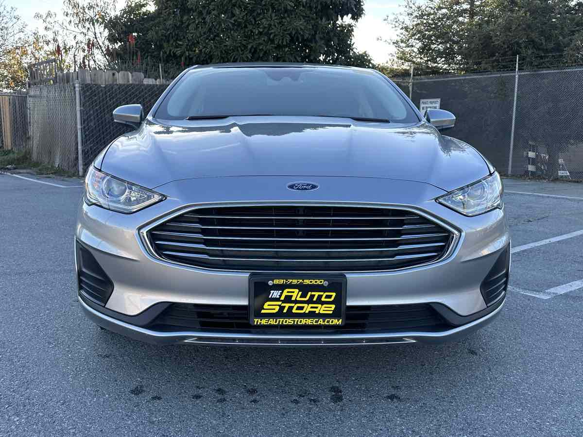 2020 Ford Fusion Hybrid SE photo 8