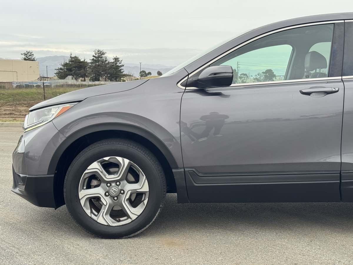 2017 Honda CR-V EX-L photo 2