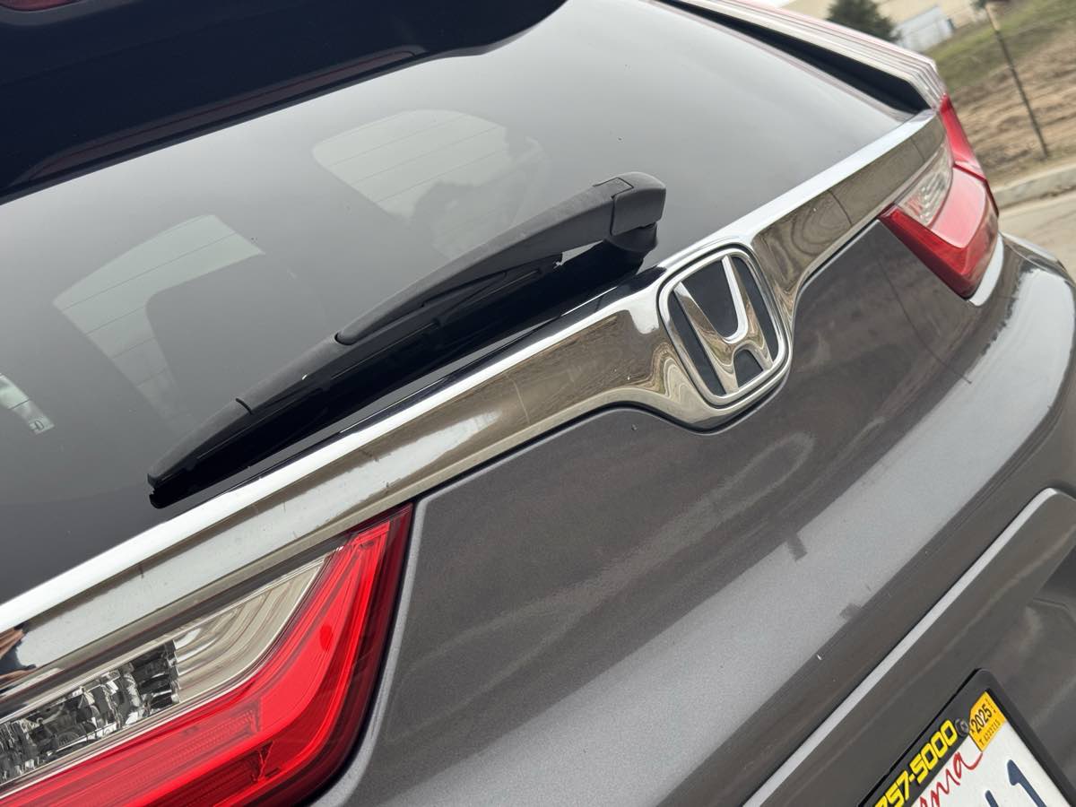 2017 Honda CR-V EX-L photo 19