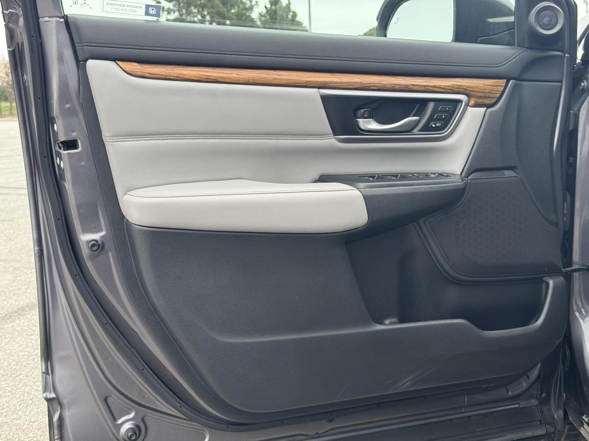 2017 Honda CR-V EX-L photo 25