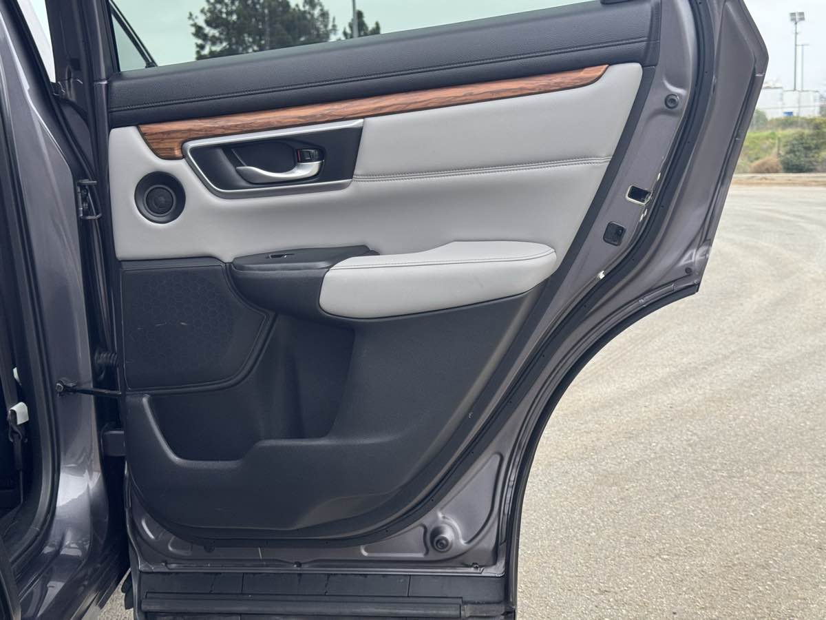 2017 Honda CR-V EX-L photo 27