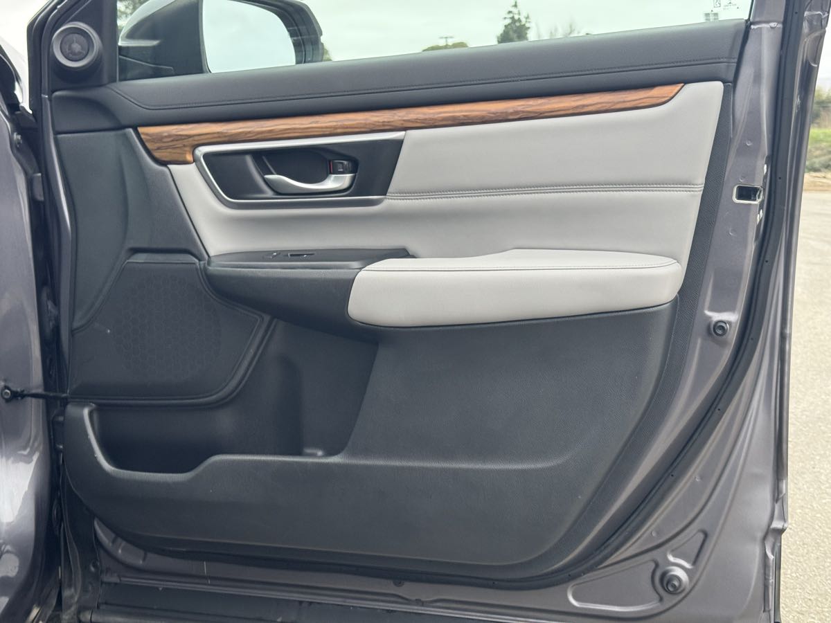 2017 Honda CR-V EX-L photo 28