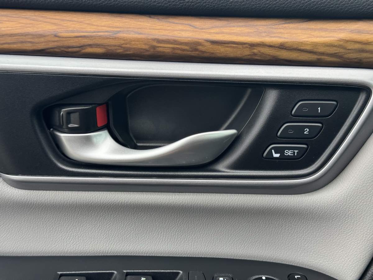 2017 Honda CR-V EX-L photo 37