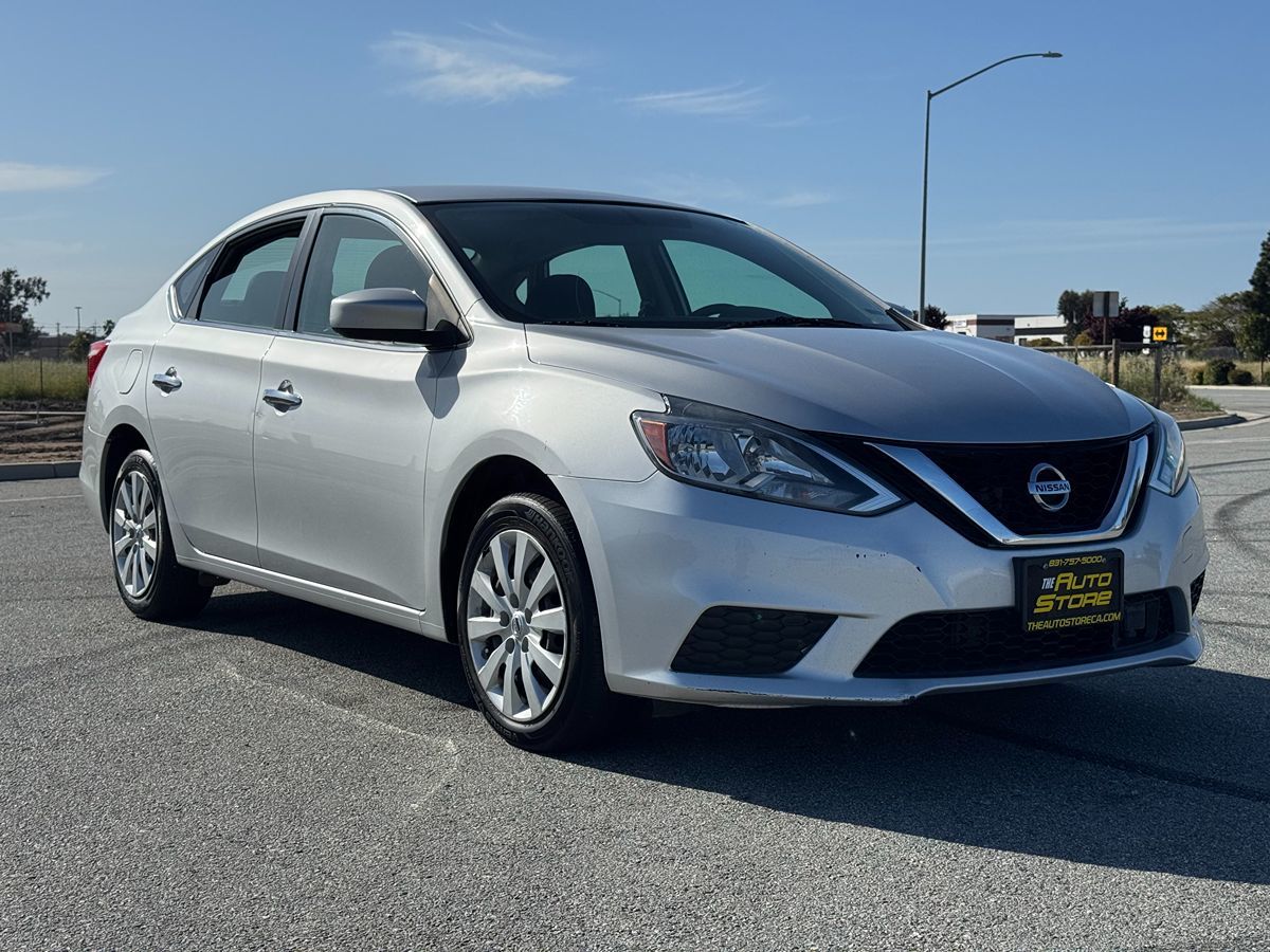 2018 Nissan Sentra S photo 11
