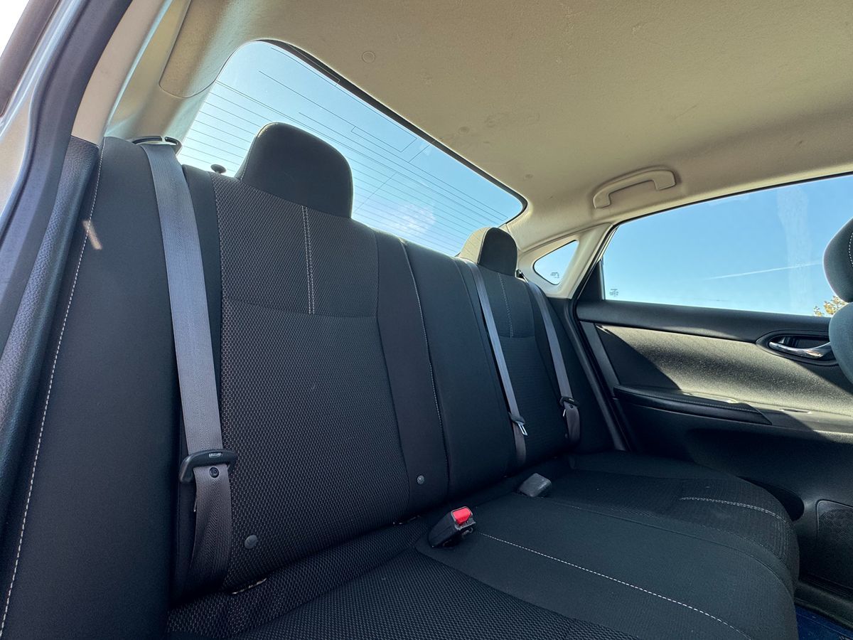 2018 Nissan Sentra S photo 24