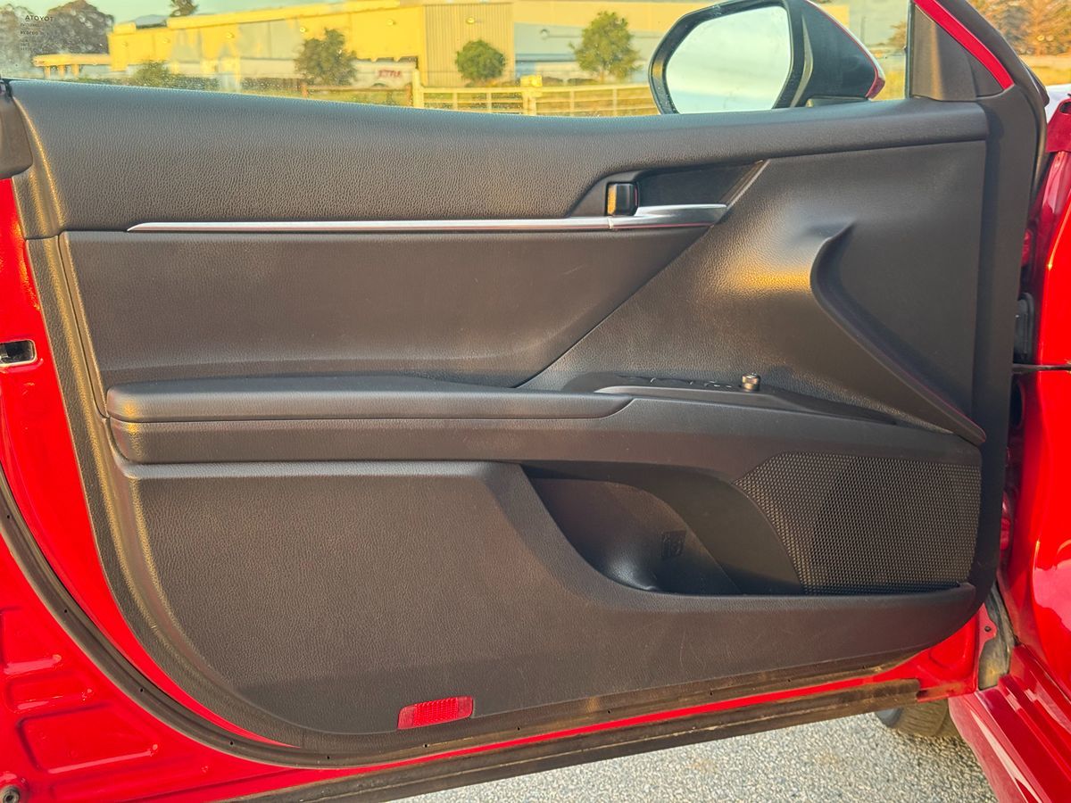 2022 Toyota Camry SE photo 20