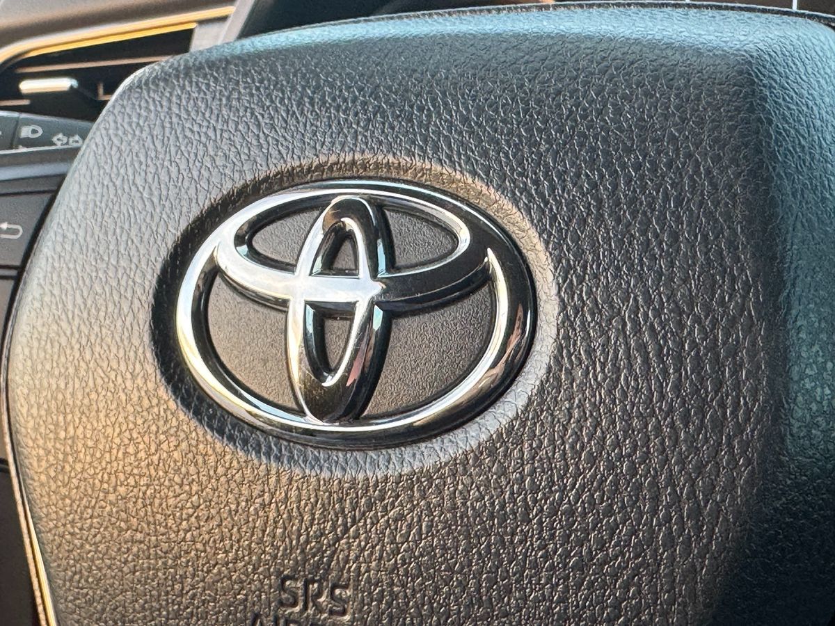 2022 Toyota Camry SE photo 34