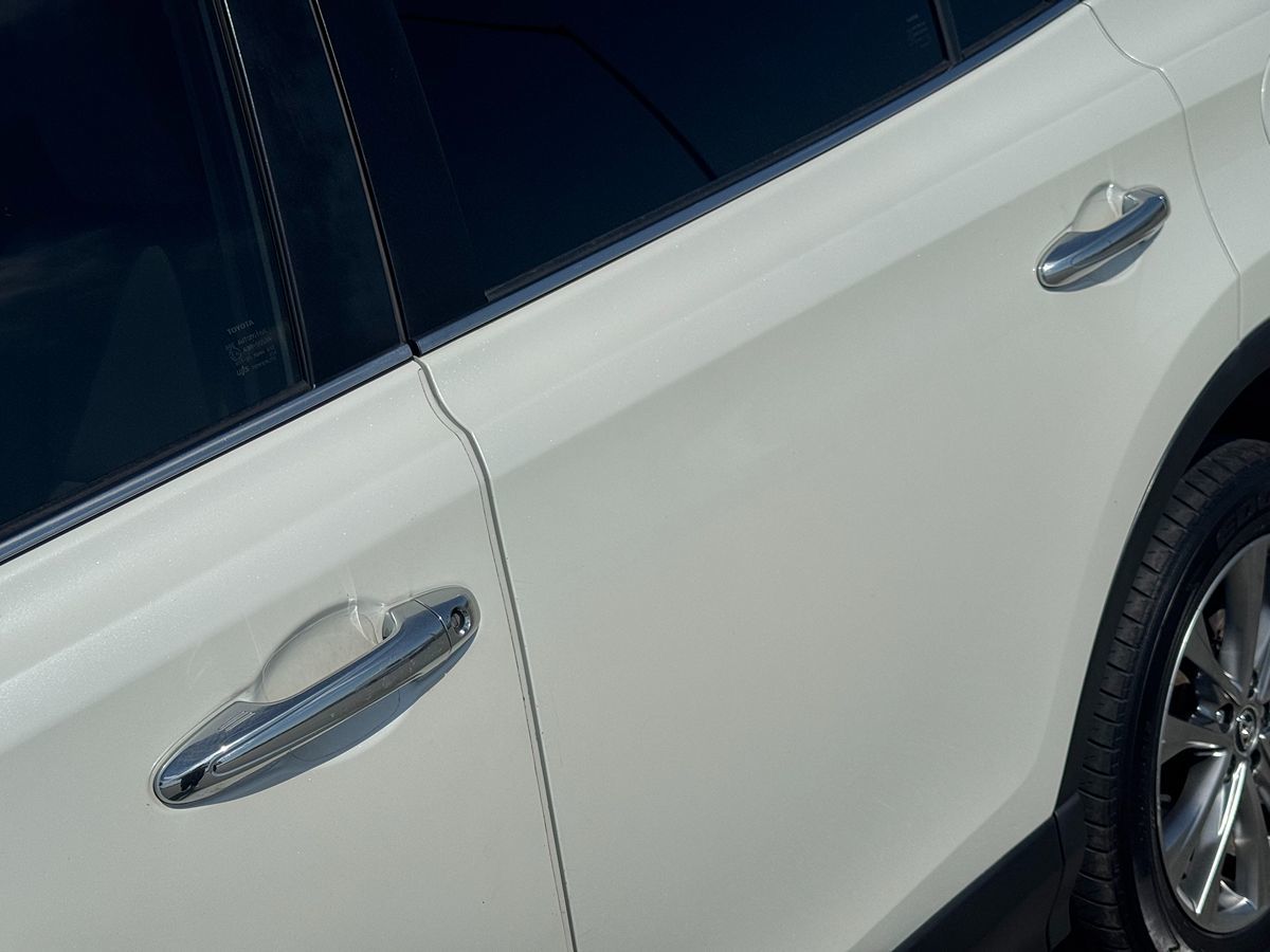 2017 Toyota RAV4 Limited photo 17