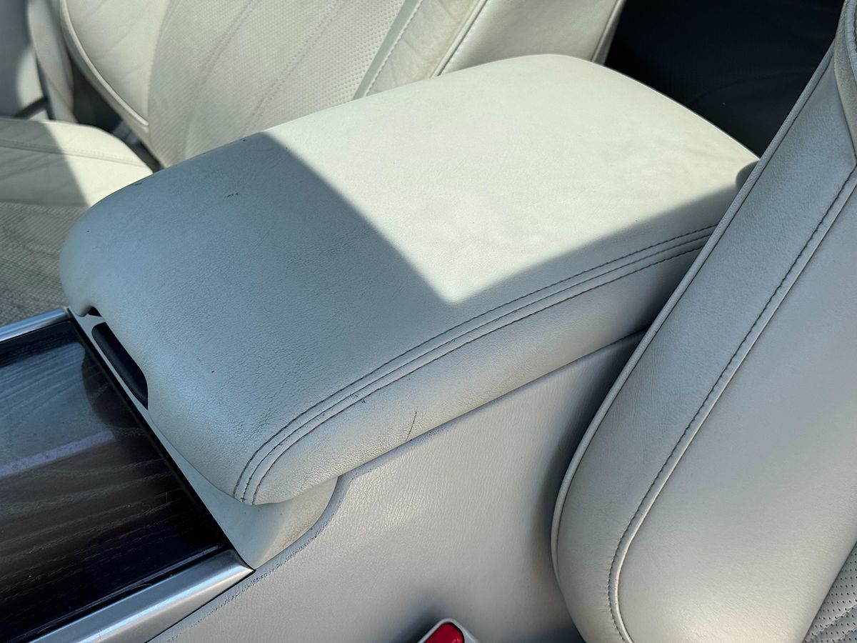 2011 Infiniti M37 photo 40