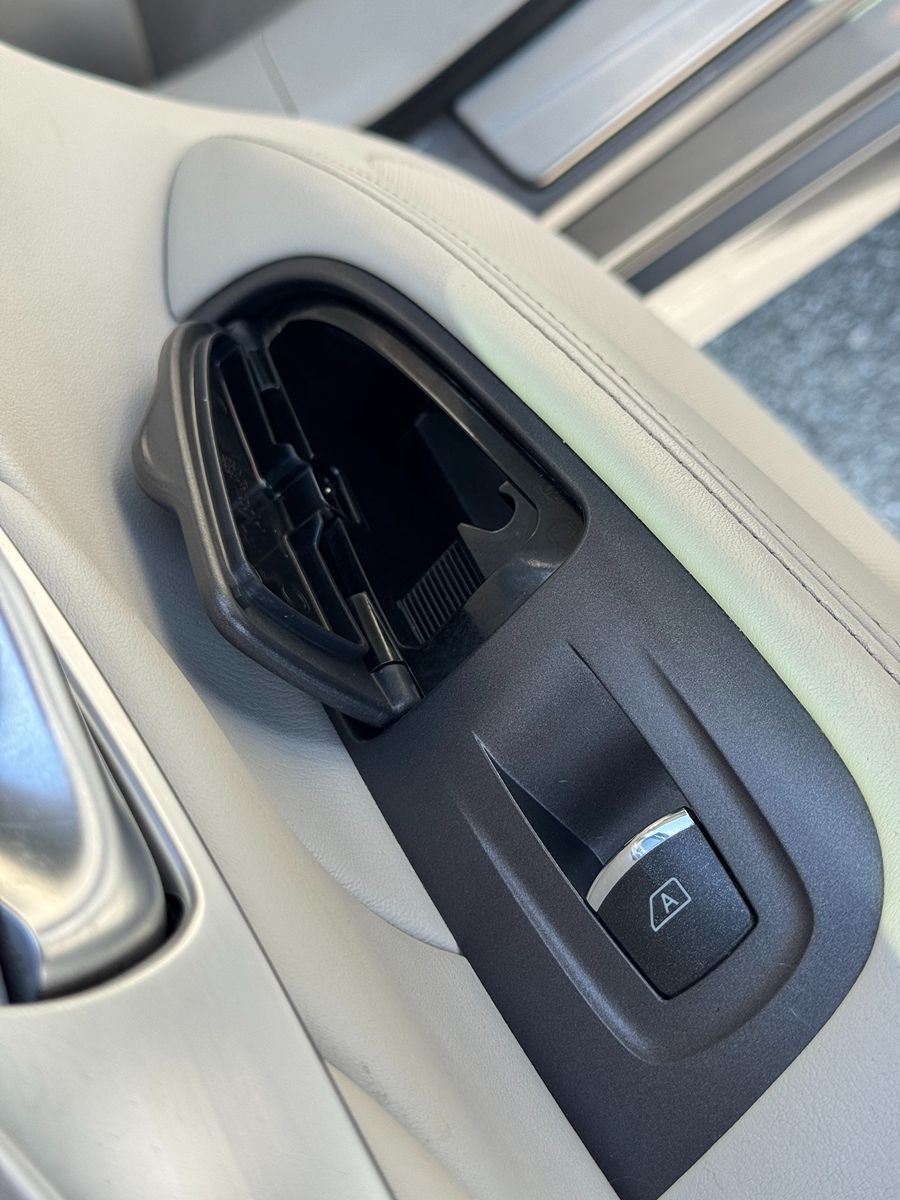 2011 Infiniti M37 photo 42