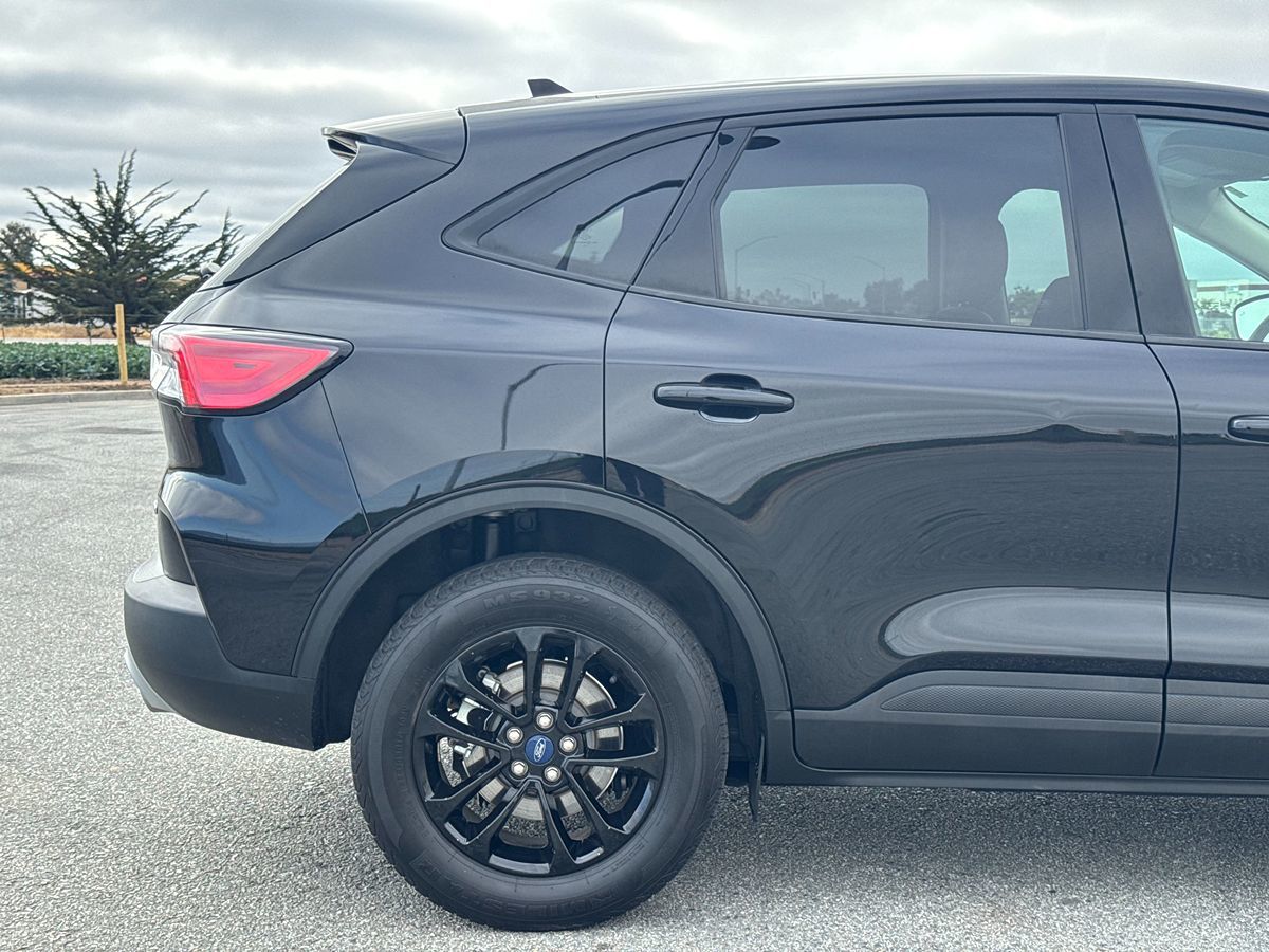 2020 Ford Escape SE Sport Hybrid photo 7