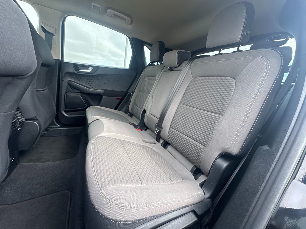 2020 Ford Escape SE Sport Hybrid photo 26