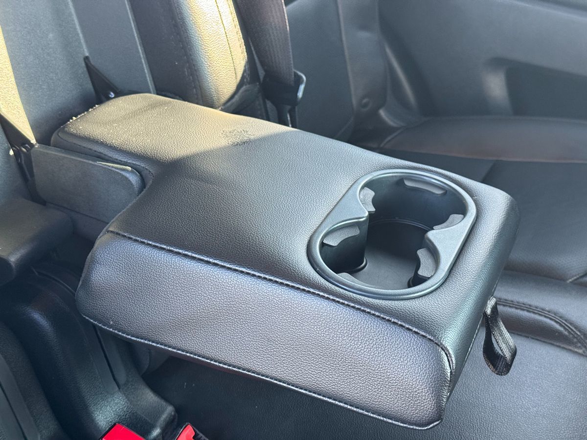 2018 Ford Explorer Sport photo 39