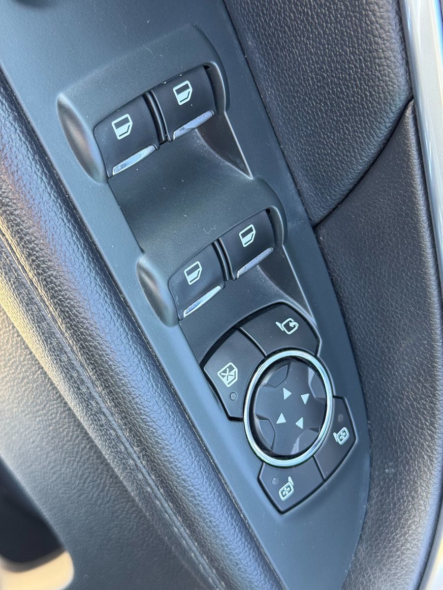2018 Ford Explorer Sport photo 40