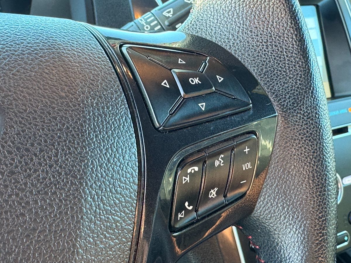 2018 Ford Explorer Sport photo 47