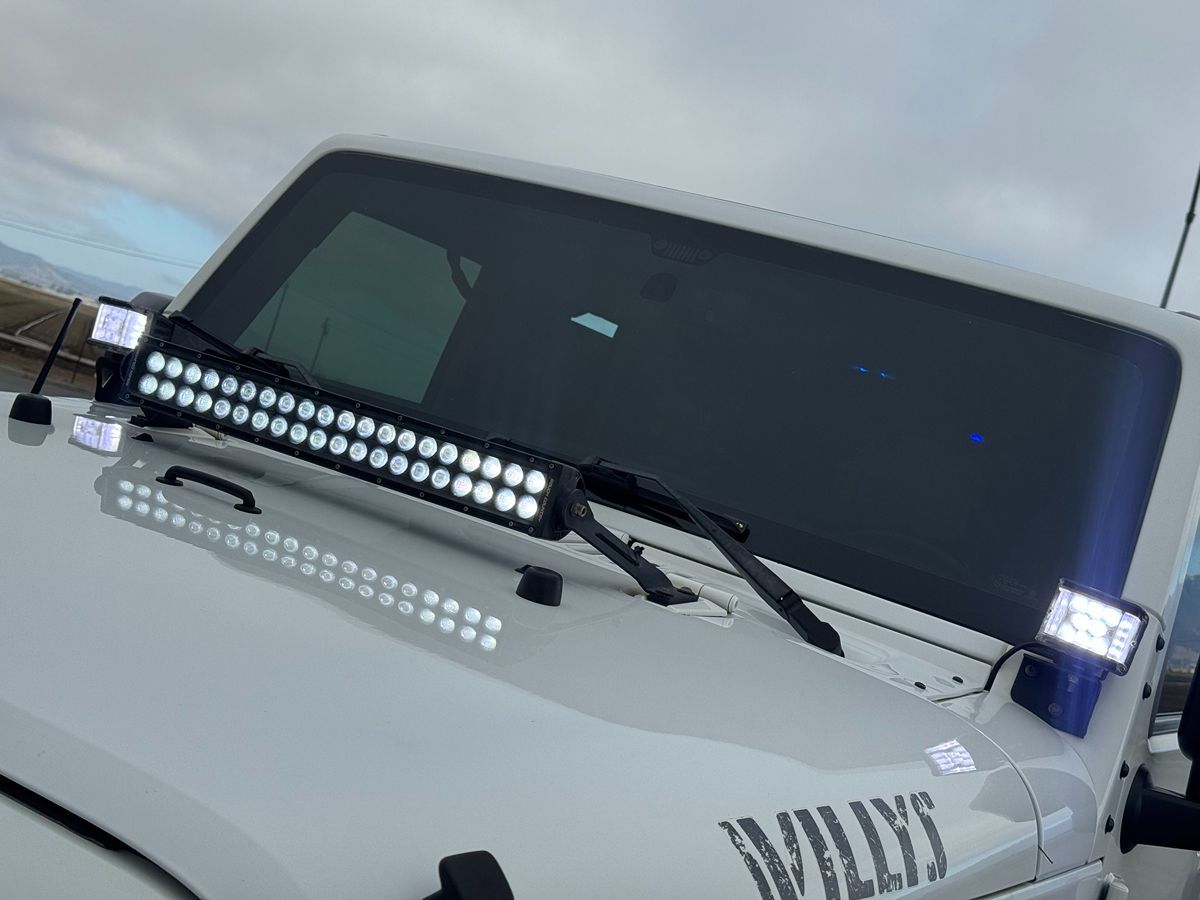 2016 Jeep Wrangler Unlimited Willys Wheeler photo 15