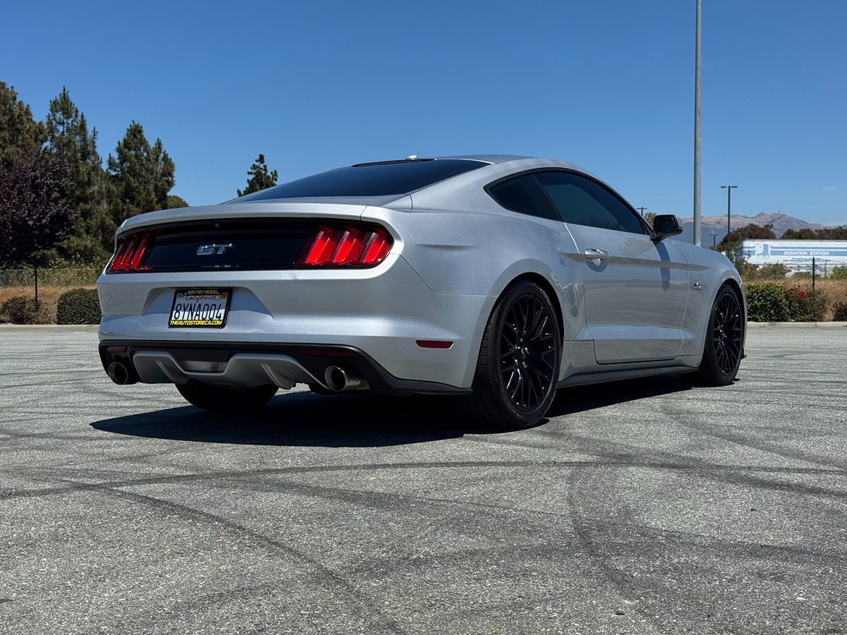 2017 Ford Mustang GT Premium photo 7