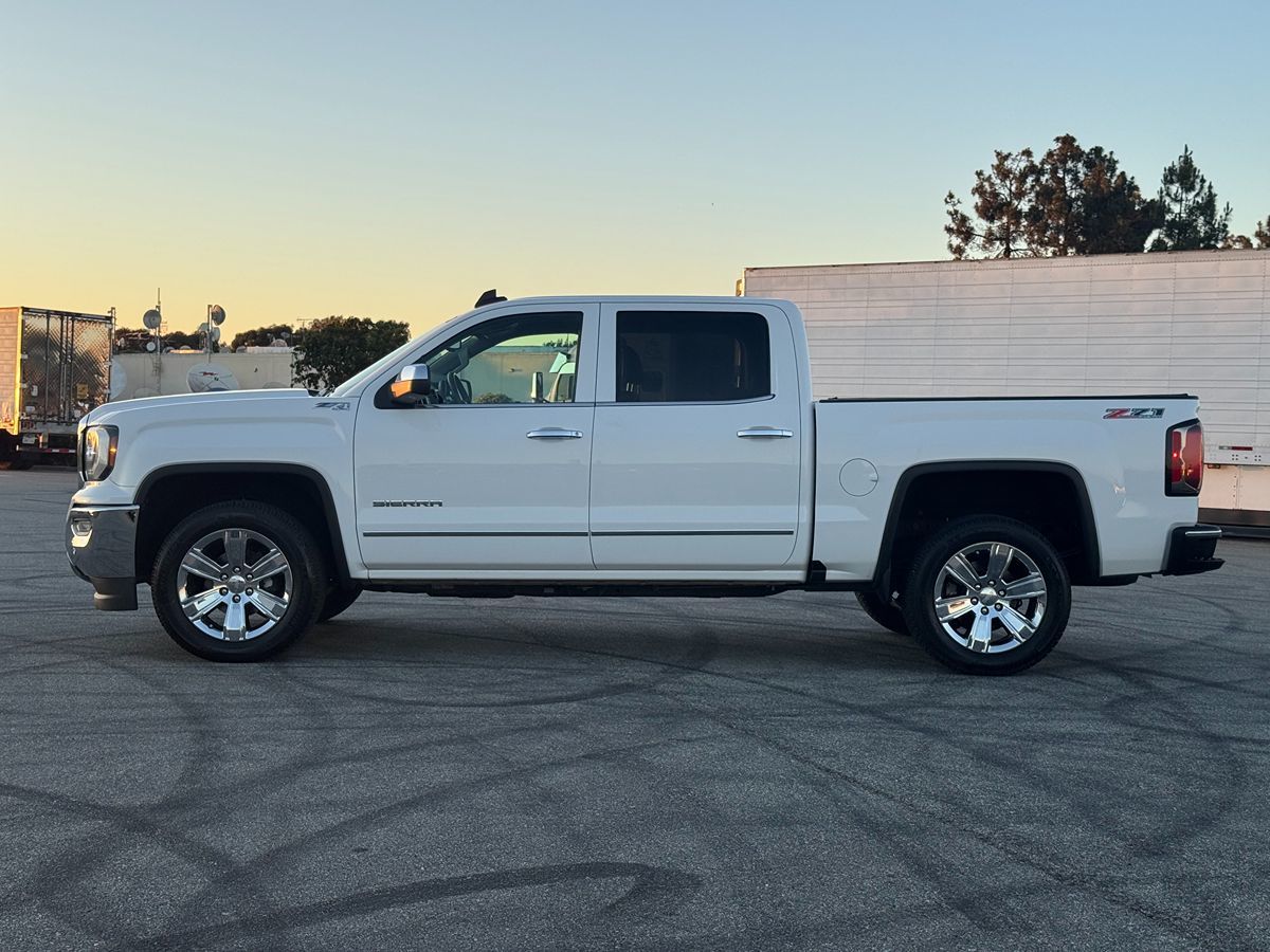 2017 Gmc Sierra 1500 SLT photo 4