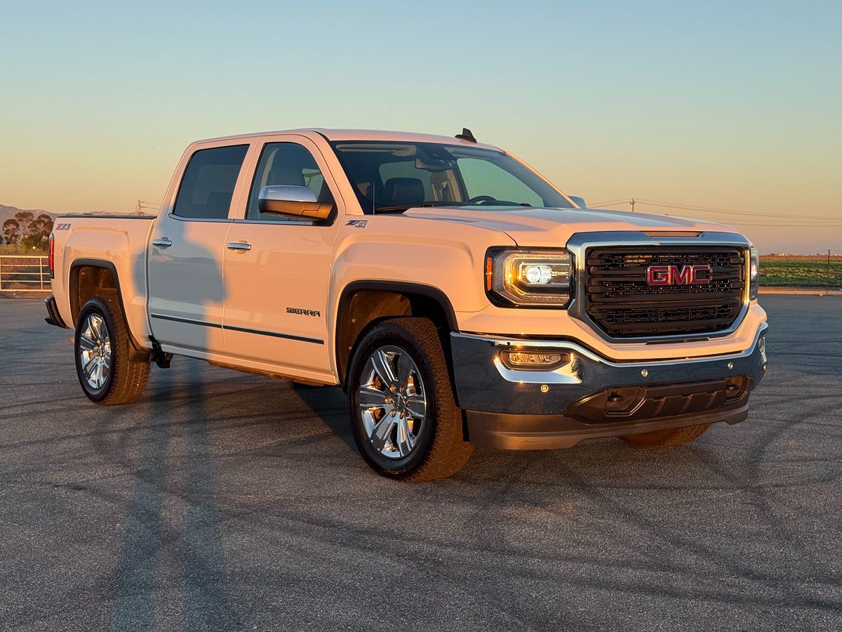 2017 Gmc Sierra 1500 SLT photo 11