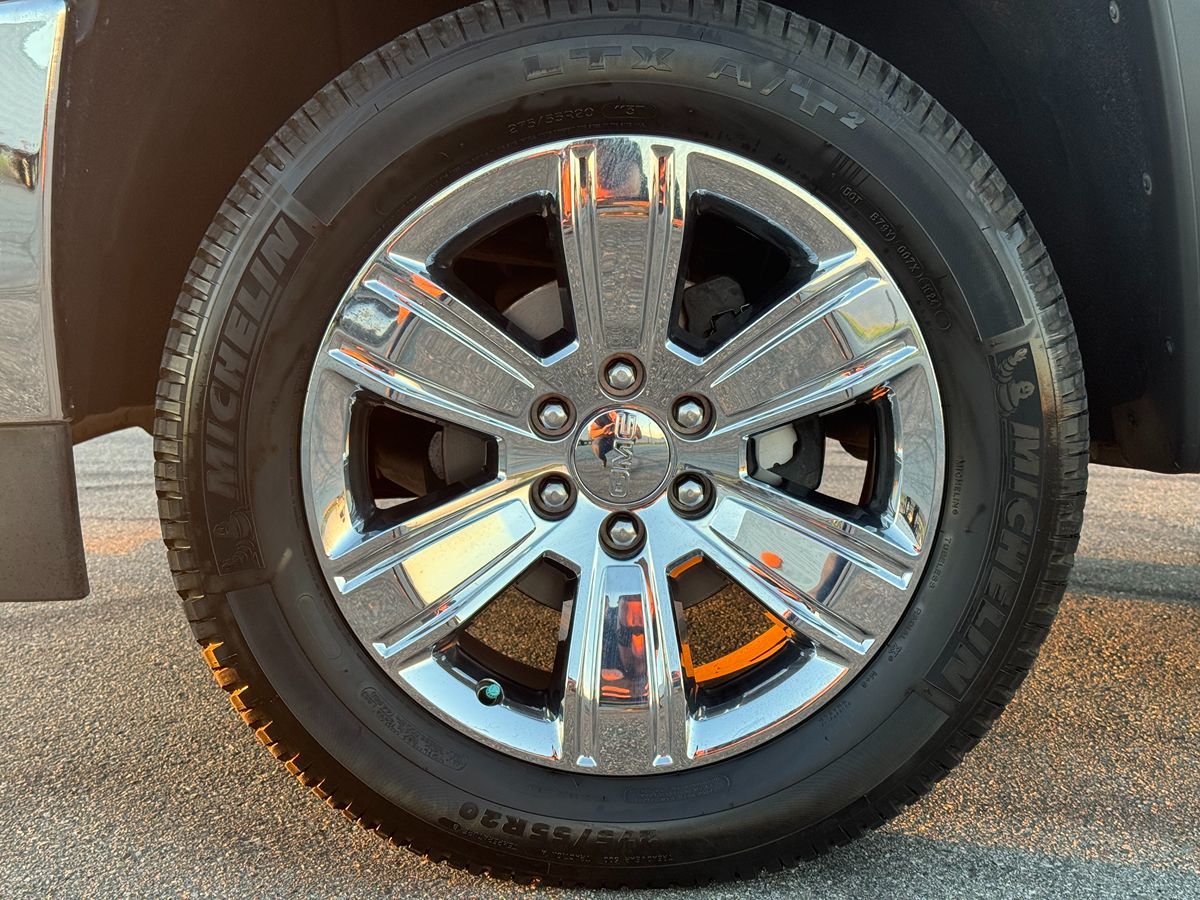 2017 Gmc Sierra 1500 SLT photo 16