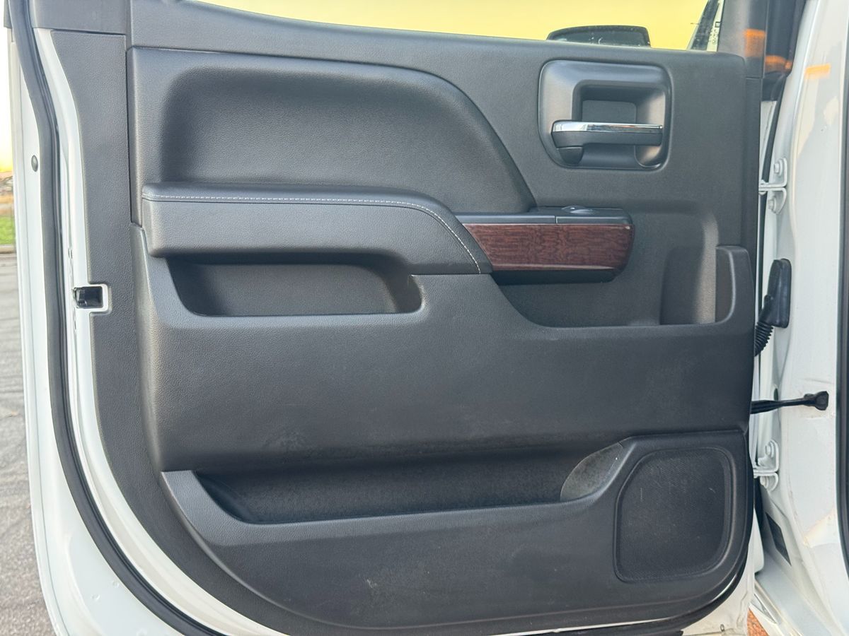 2017 Gmc Sierra 1500 SLT photo 23