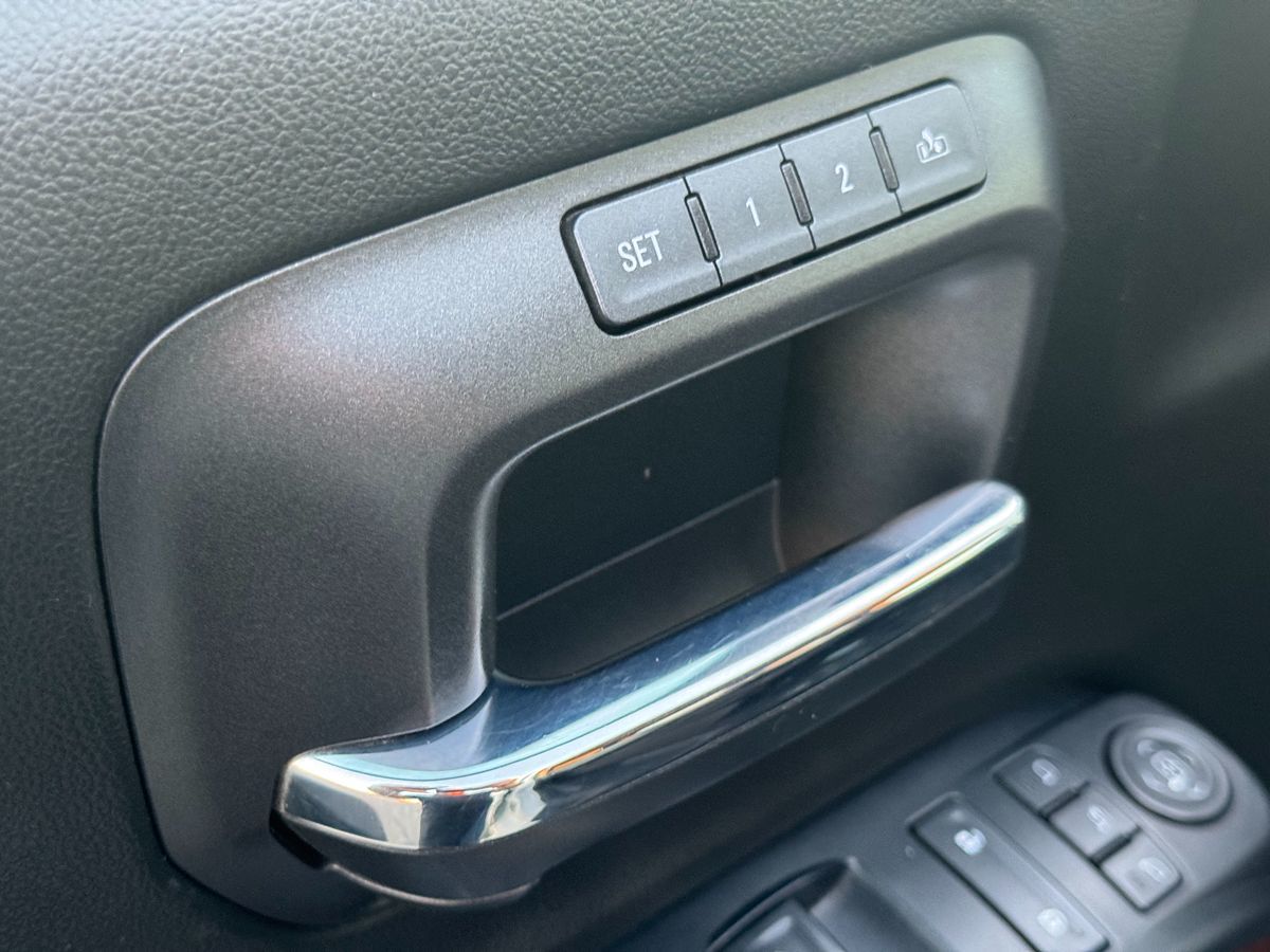 2017 Gmc Sierra 1500 SLT photo 30