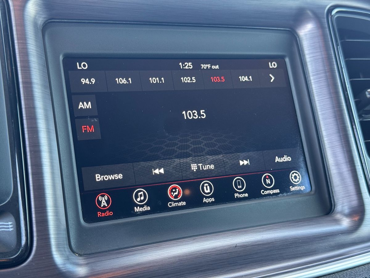 2018 Dodge Challenger SXT photo 34