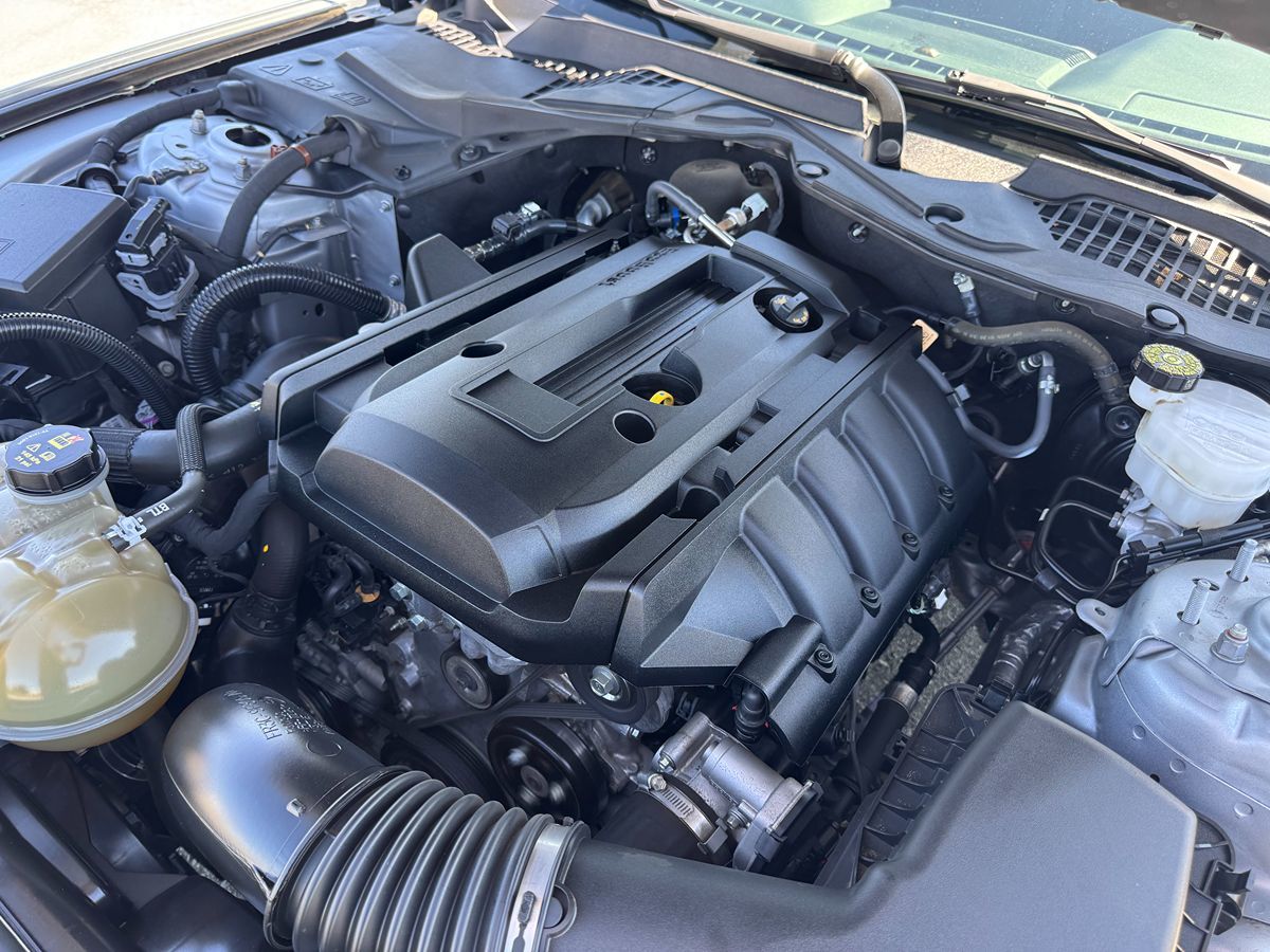 2020 Ford Mustang EcoBoost Premium photo 25