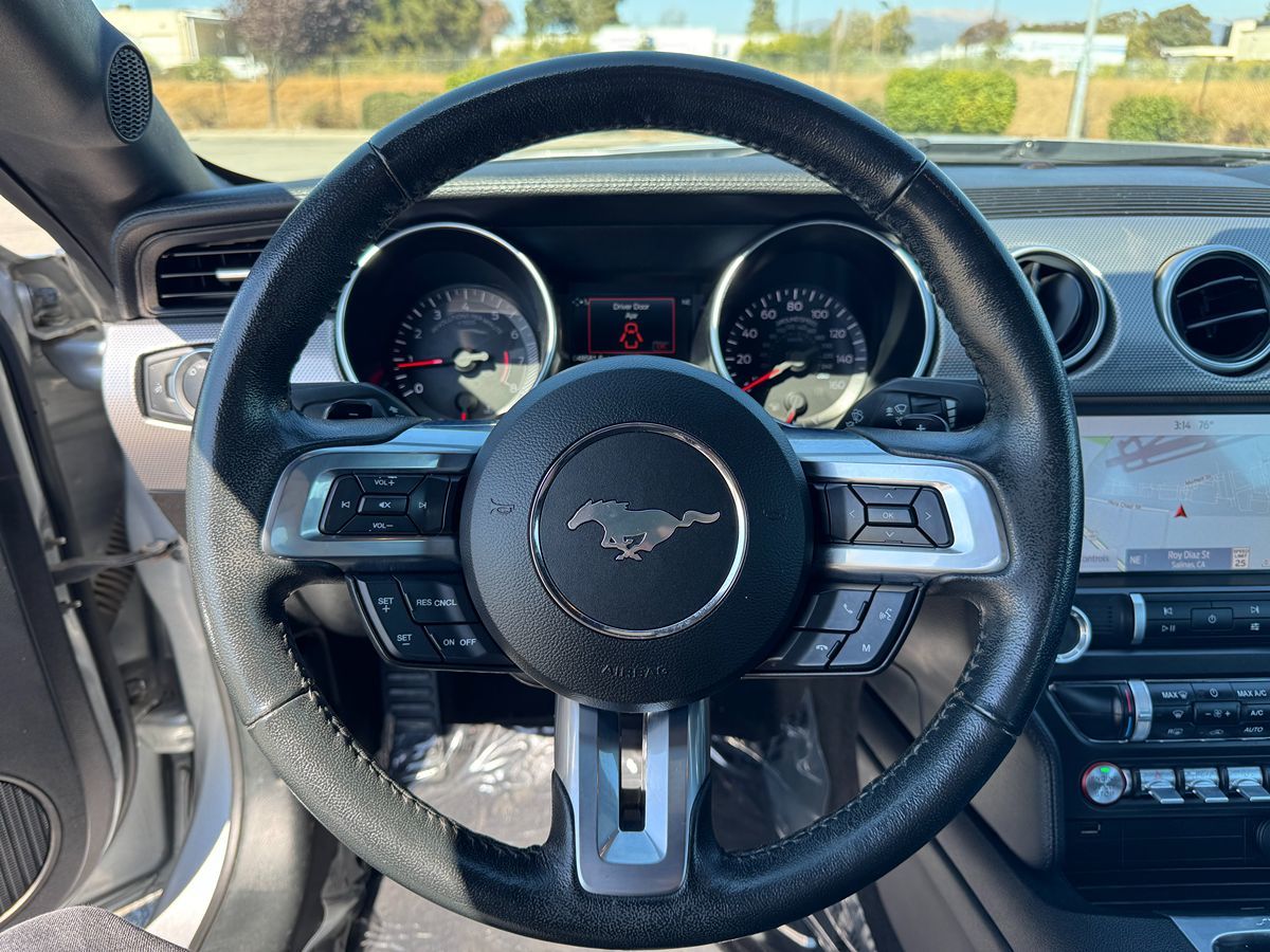 2020 Ford Mustang EcoBoost Premium photo 35