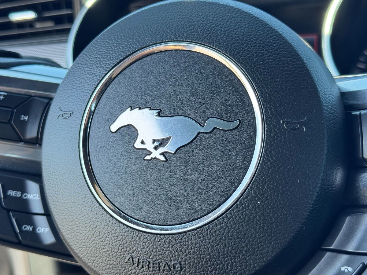 2020 Ford Mustang EcoBoost Premium photo 37