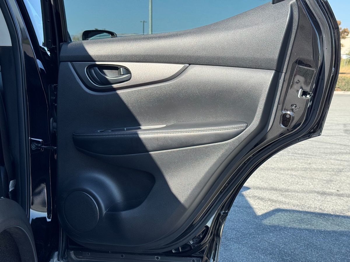 2018 Nissan Rogue Sport S - Photo 19