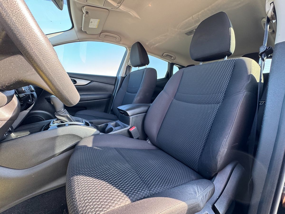 2018 Nissan Rogue Sport S - Photo 24