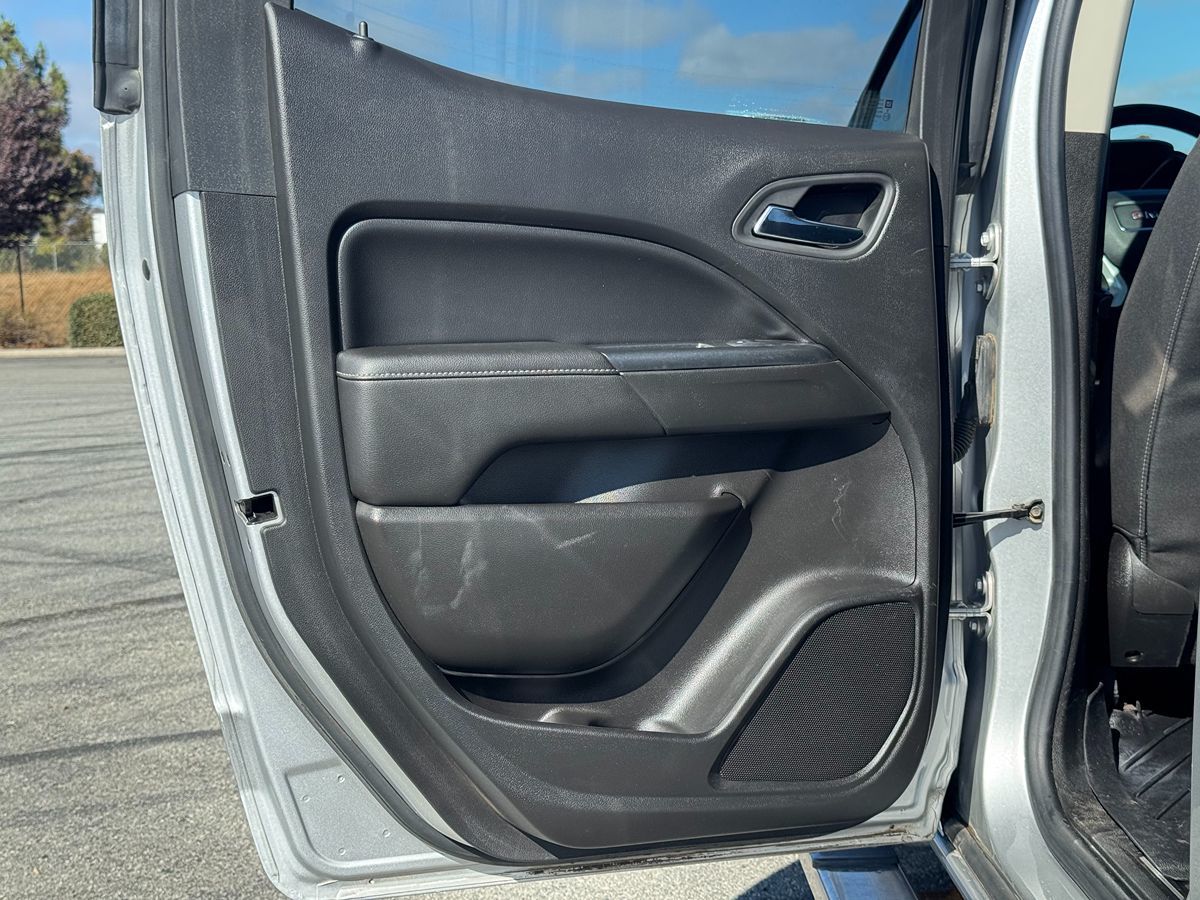 2018 Gmc Canyon SLE photo 22