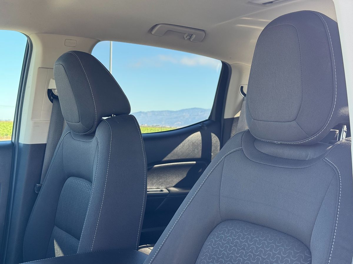 2018 Gmc Canyon SLE photo 35