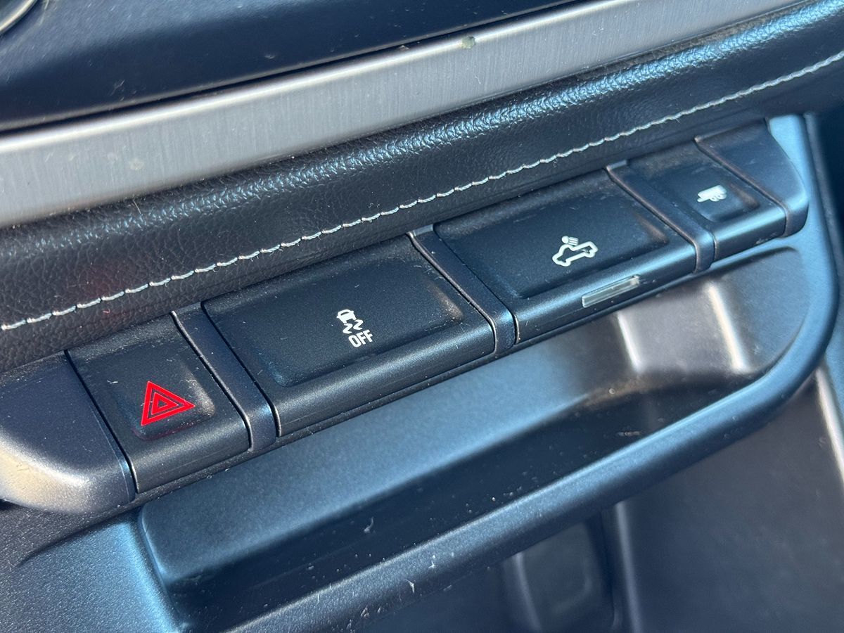 2018 Gmc Canyon SLE photo 37