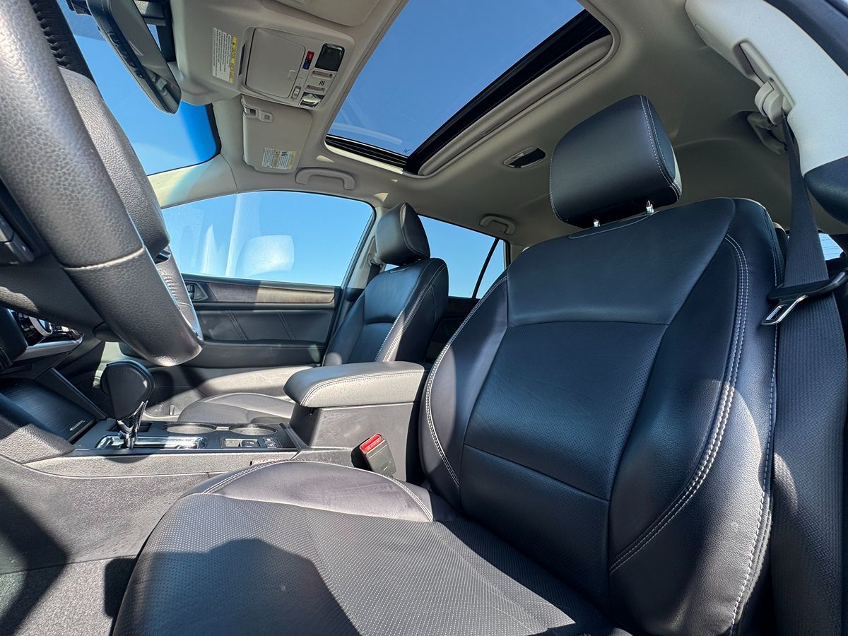 2018 Subaru Outback Limited photo 26
